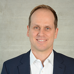 PROF. DR. PATRICK Müller